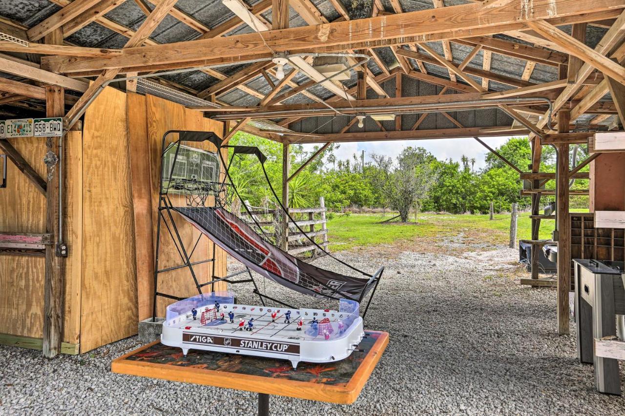 Authentic Clewiston Home With Outdoor Game Room Εξωτερικό φωτογραφία